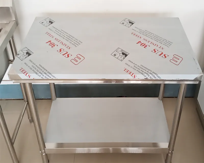 Restaurant Two Layer Work Table with Racksplash