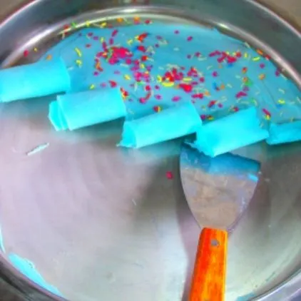 Premium Fried Ice Cream Roll Maker Machine for Home Use