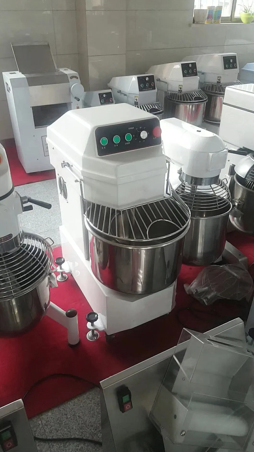 Bakery Equipment 20L Electric Spiral Mixer for Processing of Dough