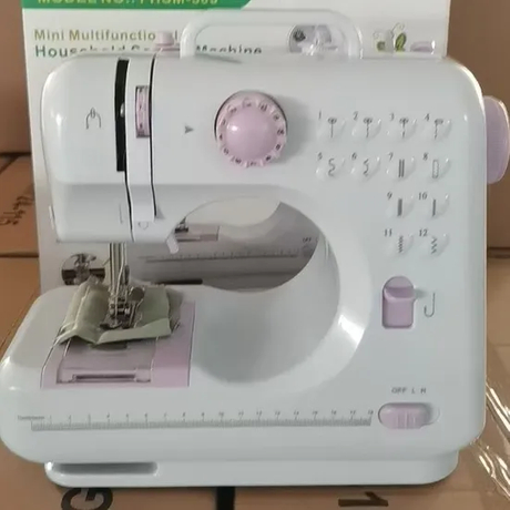 Automatic Feed Sewing Machine for Quick Household Repairs