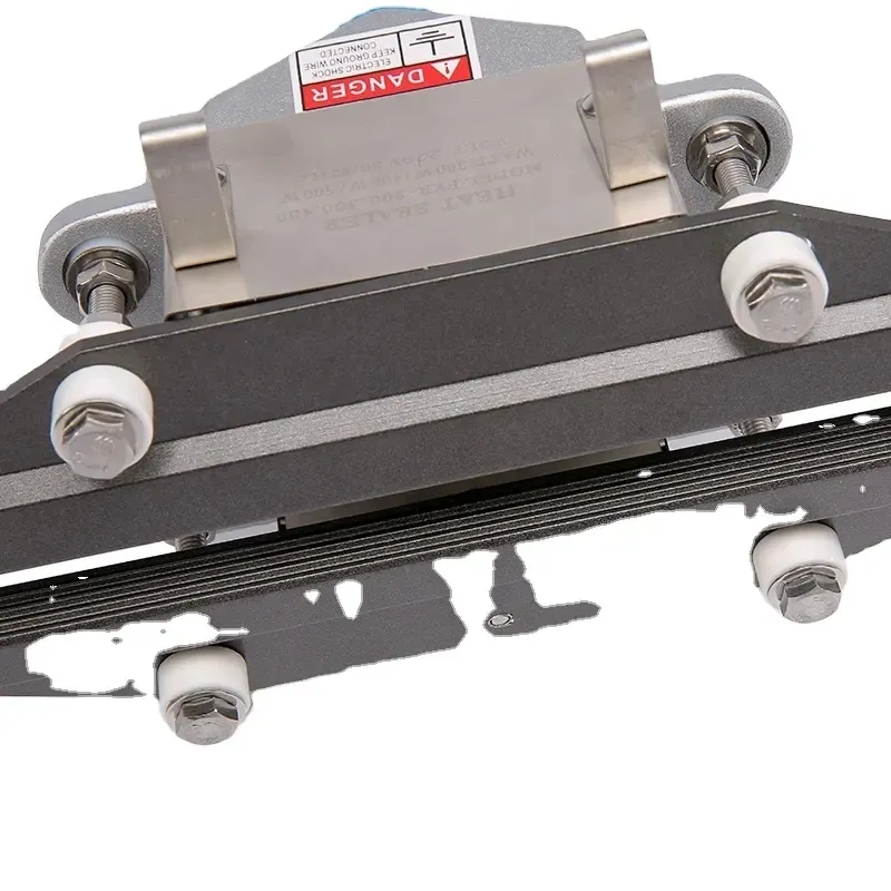 Lightweight Handheld Plastic Bag Sealer for Easy Wrapping